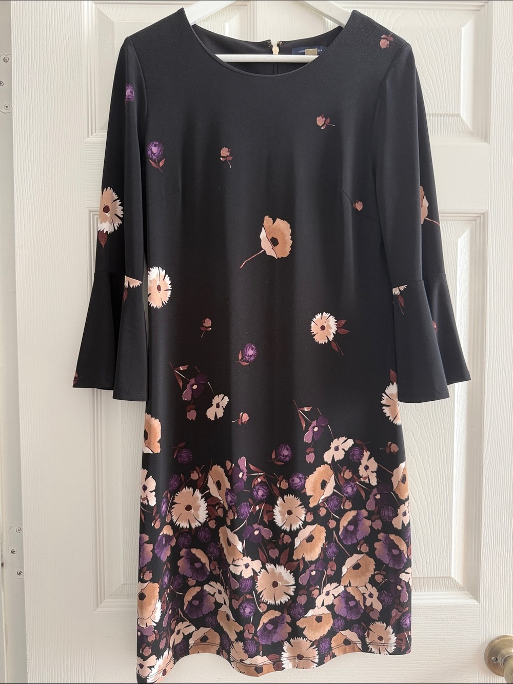 Tommy Hilfiger Black Floral Long-Sleeve Shift Dress with Bell Sleeves